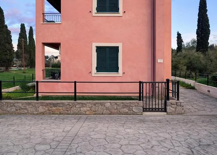 דירה Ivy Modern Maisonette Near Corfu Town