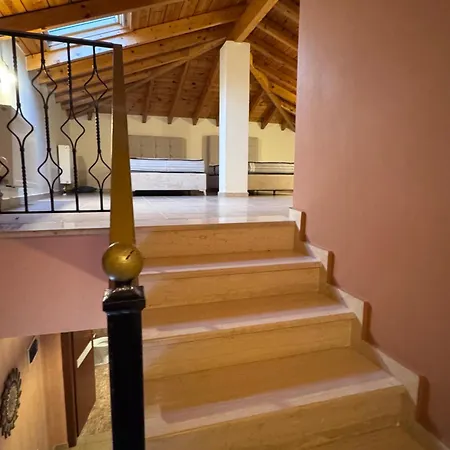 Ivy Modern Maisonette Near Corfu Town Apartment *