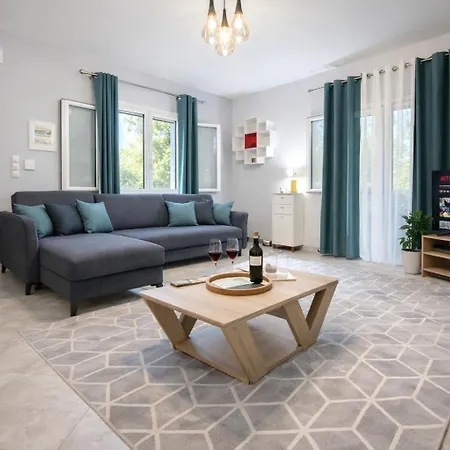 Apartment Ivy Modern Maisonette Near Corfu Town Kontokali