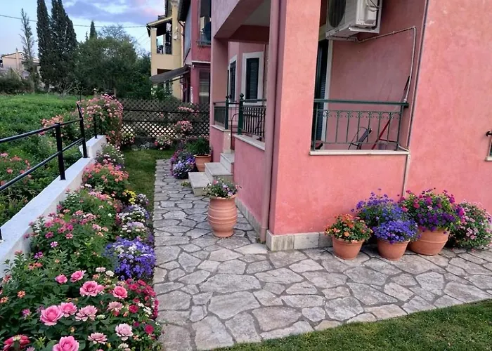Ivy Modern Maisonette Near Corfu Town Kontokali