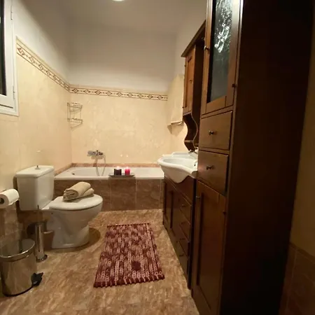 아파트 Ivy Modern Maisonette Near Corfu Town *