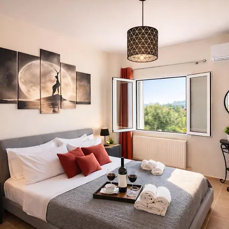 아파트 Ivy Modern Maisonette Near Corfu Town 콘토칼리