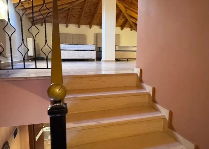 Ivy Modern Maisonette Near Corfu Town Apartman *