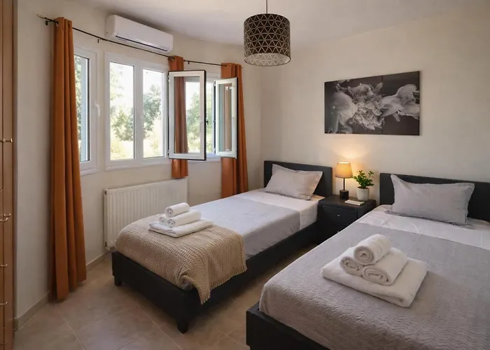Ivy Modern Maisonette Near Corfu Town